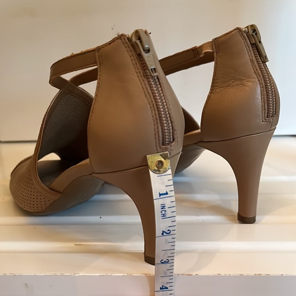 Aerosoles sandals - Size 7.5 - Picture 6 of 6